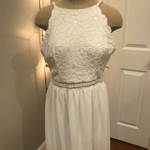 White hi-low lace dress